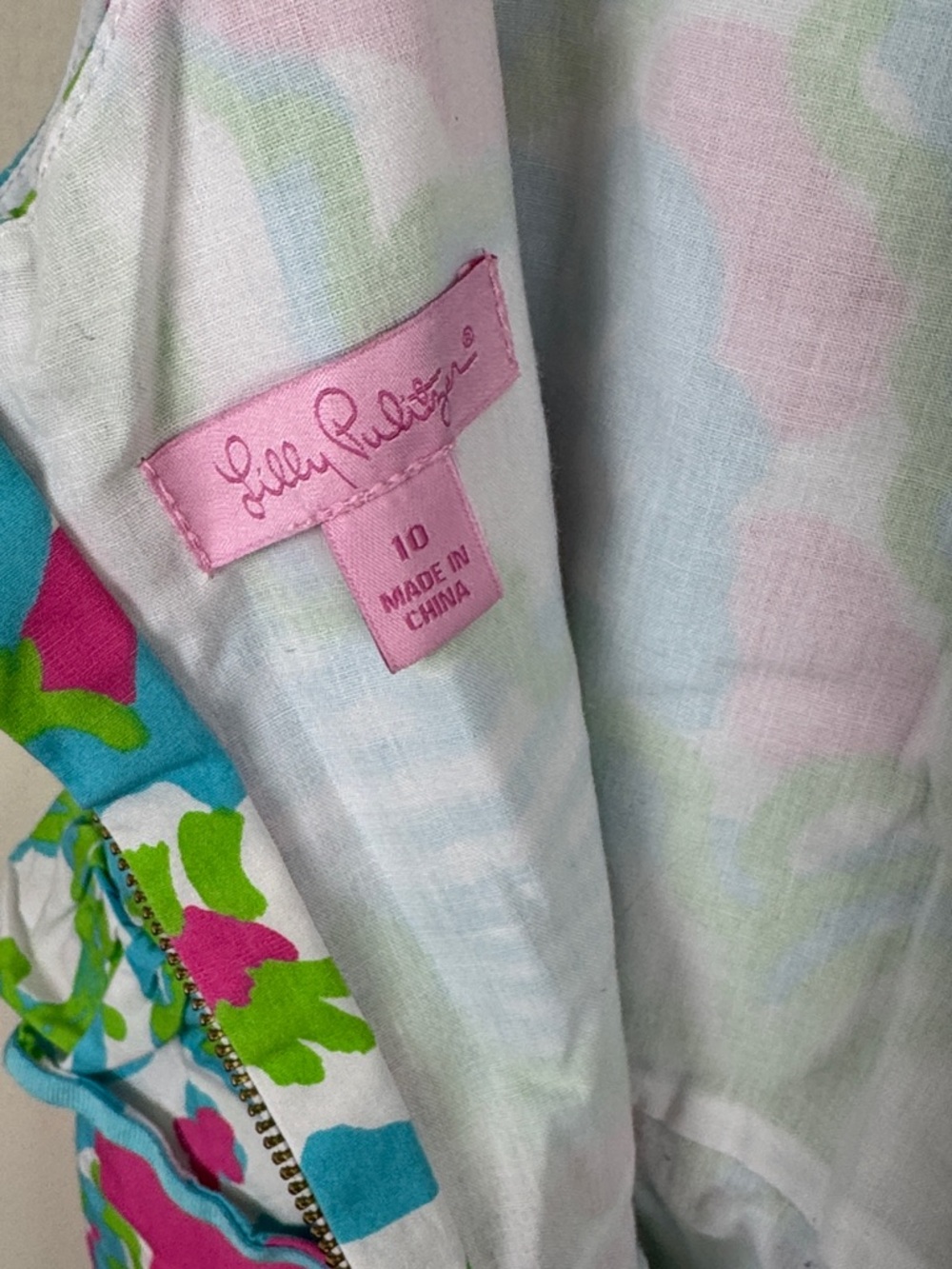 Lilly Pulitzer Girls Peplum Dress. Size 10. - Picture 7 of 8